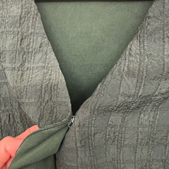 Green Women's Blowse - Picture 2 of 4